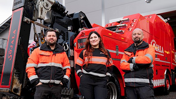 Hyytyikö auto valtatiellä 12 matkalla Vammalaan tai ajoitko ojaan mutkaisella mökkitiellä Rautaveden rannalla? Päivystävä hinaus- ja tiepalvelumme auttaa vuorokauden ympäri koko Sastamalan alueella. Laskutus hoituu suoraan vakuutusyhtiöön.
